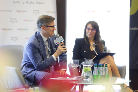 Kongresie Mobilności 2025  - Innowacyjne technologie w nawierzchni tramwajowej